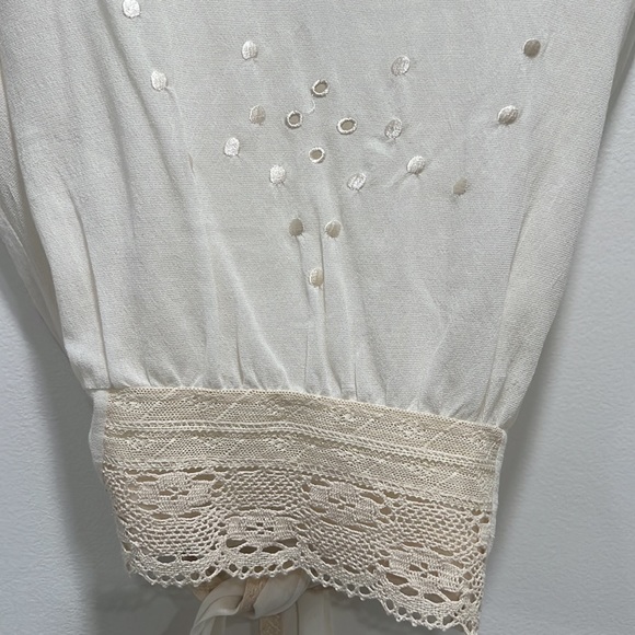 Anthropologie/Tiny Brand Ivory Lace Crochet Sleeveless Top, Size Small - Picture 3 of 10